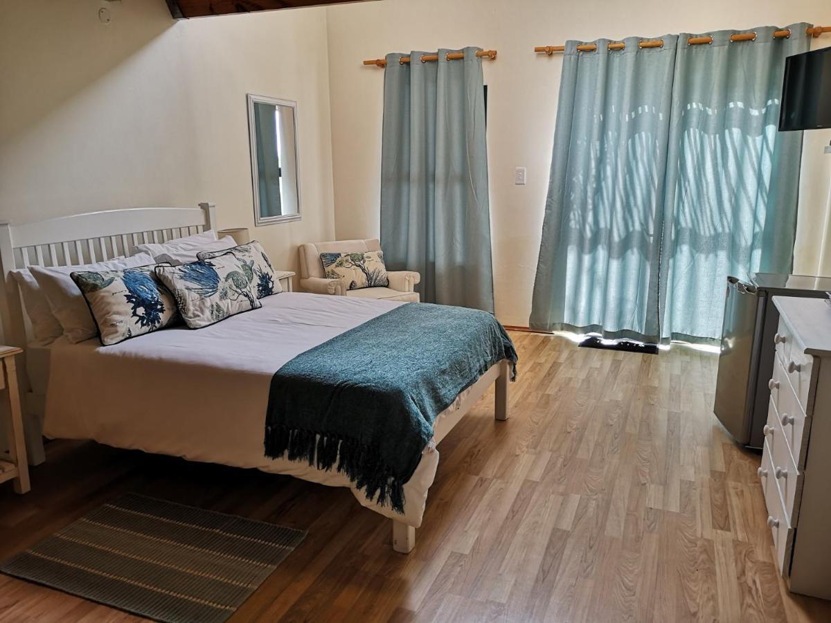 Tortoise Trail Lodge Langebaan Extérieur photo