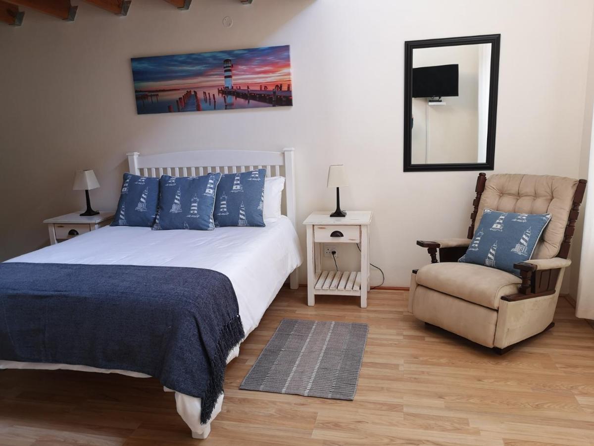 Tortoise Trail Lodge Langebaan Extérieur photo